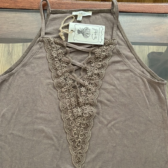 New with tags Easel Los Angeles Spaghetti Strap Tunic Top Or Short Sun Dress. - Picture 2 of 2